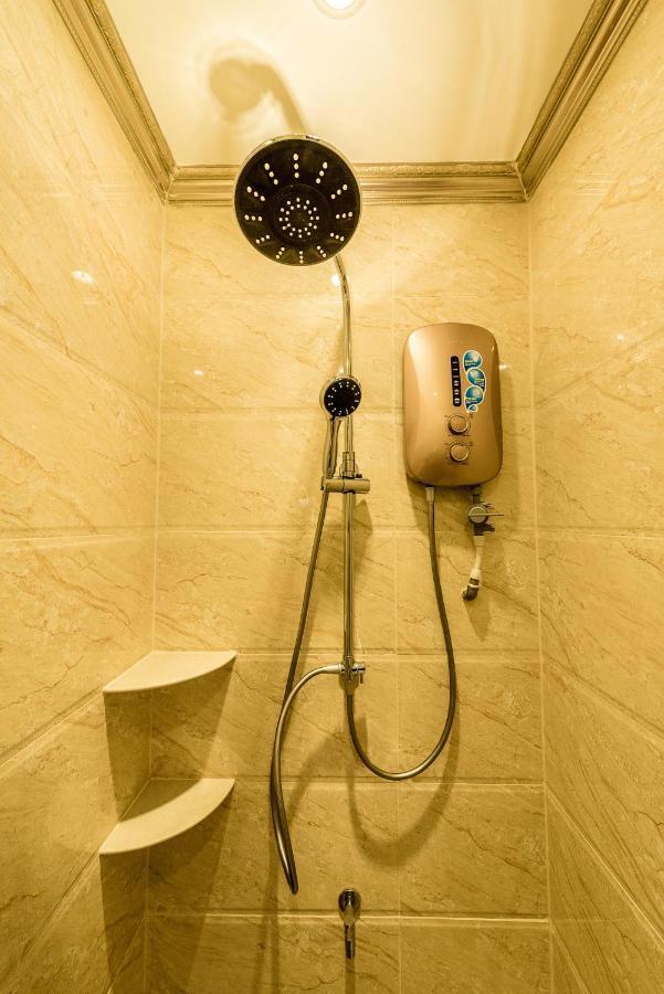 קוטה קינבלו Cj Residence - Opposite Public Bank Centre Point מראה חיצוני תמונה